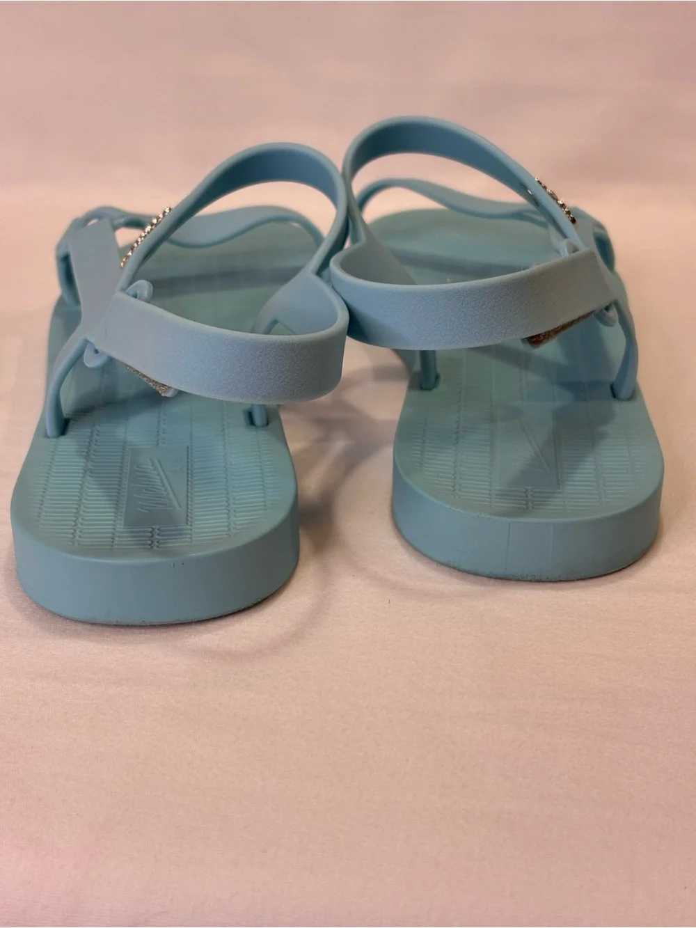 Melissa lightweight strap
